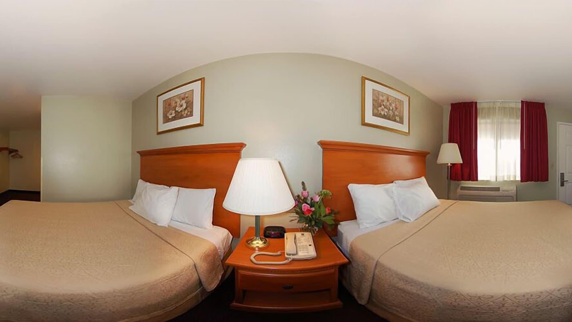 Quality Inn Tracy I-205 מראה חיצוני תמונה
