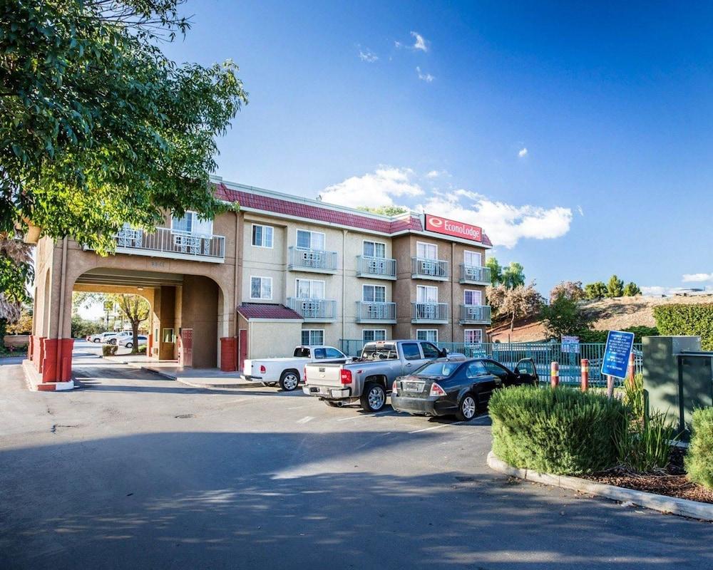 Quality Inn Tracy I-205 מראה חיצוני תמונה